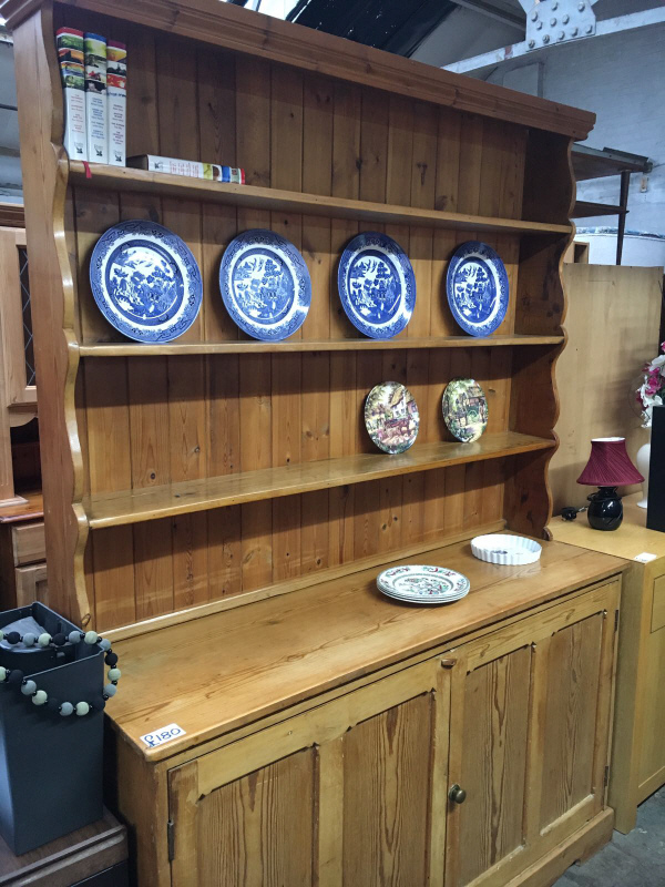 Second hand clearance kitchen dresser